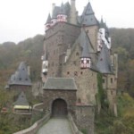 burg_eltz_01